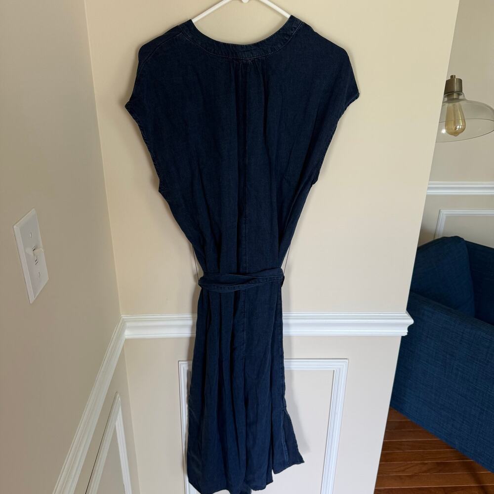 New With Tags Denim Dark Wash Chambray Banana Republic Belted Midi Dress- Medium - Picture 7 of 10